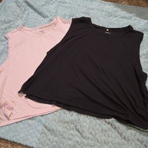 H&M Dry Move Women's Muscle Tank Tops in Black and Light Pink